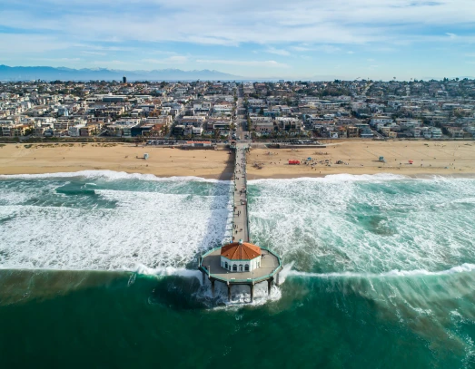 Aerial photo of the Manhattan Beach California pier
